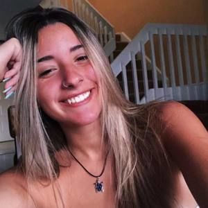 Meet your Posher, Maria júlia